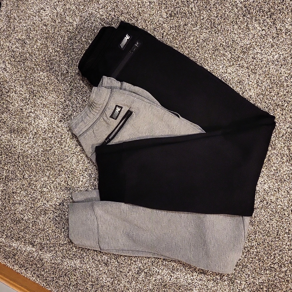 AEO Two Pair Men's Joggers Size Small
